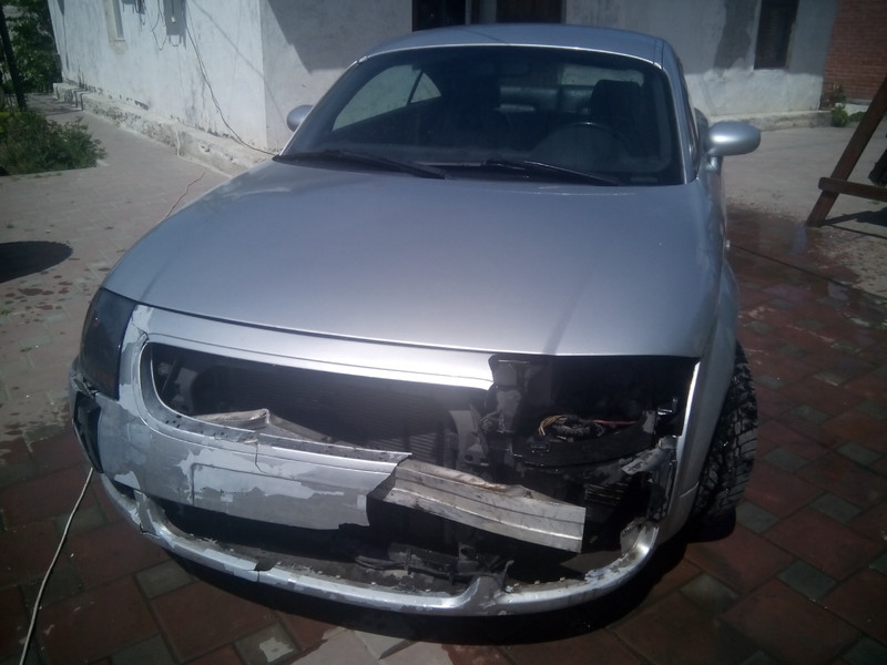Кузовные части, оптика Audi TT  1998 купе 1.8 Бензин Херсон