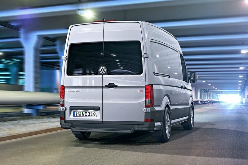 Черные вставки на логотип vw Volkswagen Crafter  2008 1.6 Бензин Днепропетровск