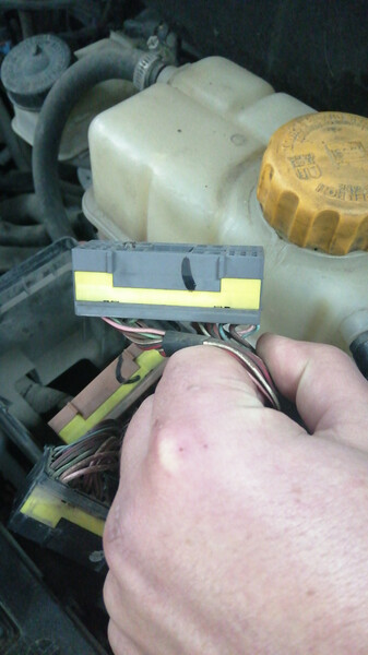 Разъём Chevrolet Aveo  2006 1.5 Бензин 