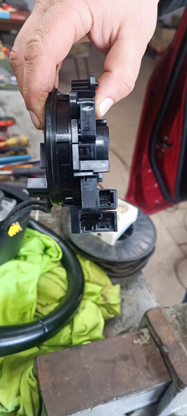 Шлейф руля (srs) Nissan Juke  2017 1.6 Бензин 