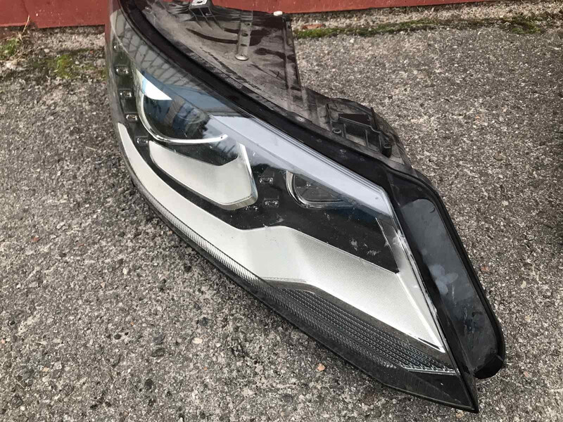 Стекло фары Volkswagen Tiguan  2014 2.0 Бензин Черкассы