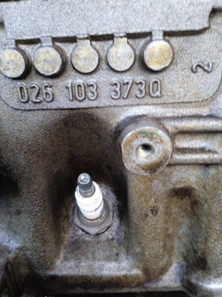 Головка цилиндров 026103373Q   Audi 80, Volkswagen Golf, Volkswagen Jetta, Volkswagen Passat