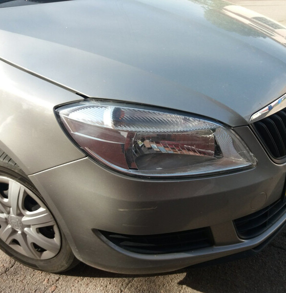 Фара передня права Skoda Fabia 2  2010 Киев
