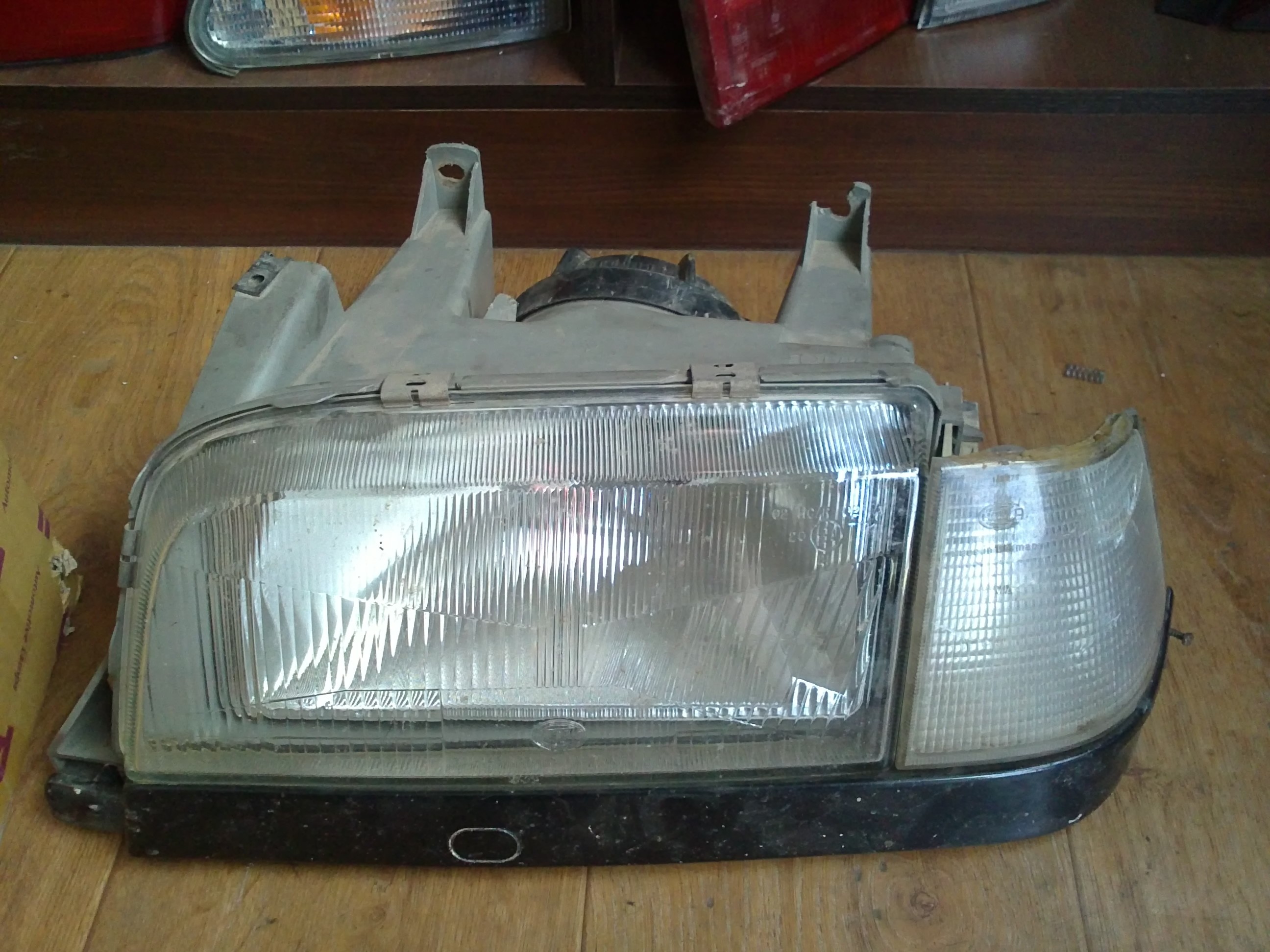 Основная фара в сборе Volvo 460  1996 1.8 Бензин Николаев