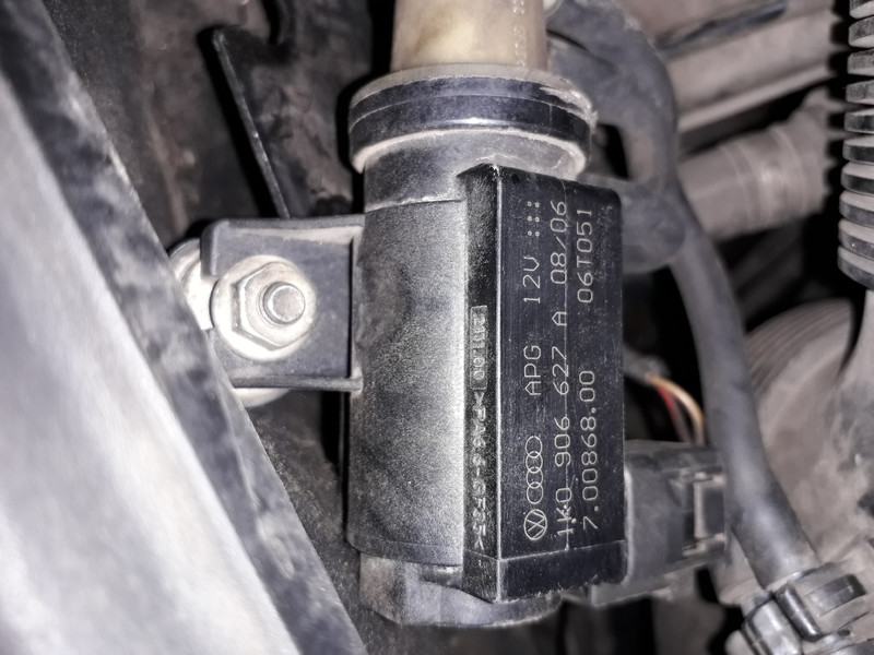 Датчик турбины n 72 Volkswagen Jetta 5  2007 1.9 Дизель Шпола