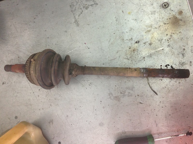 Левая полу ось Toyota Celica Ат200 1997 1.8 Бензин Винница