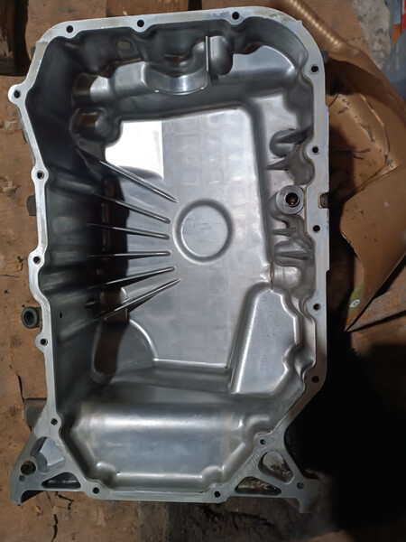 Піддон картера Honda Accord 7  2004 універсал 2.2 Дизель Заводське