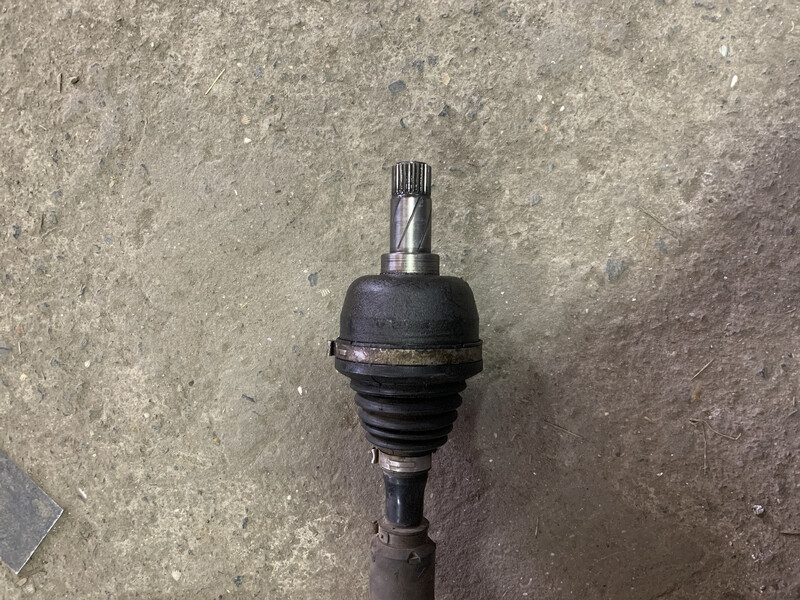 ШРУС внутрішній лівий Volvo V40  2004 універсал 1.9 Дизель Одеса