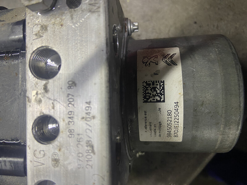 Блок ABS 9845052180   Opel Combo