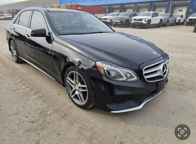 Крыло переднее правое Mercedes-Benz E-Class  2014 2.2 Дизель Ивано-Франковск