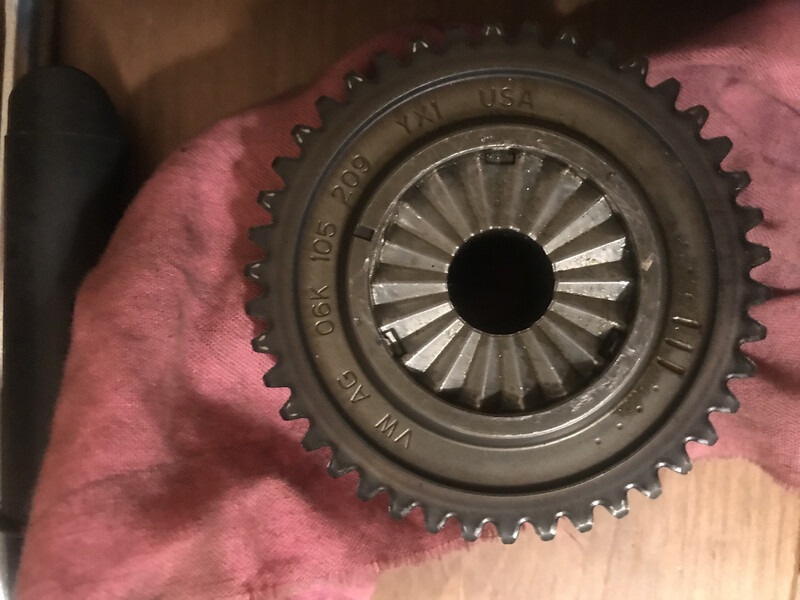 Шестерня ГРМ Volkswagen Passat B8  2015 1.8 Бензин 