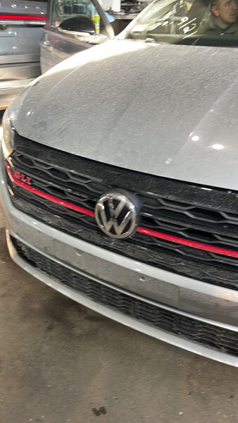 Подиум номерного знака Volkswagen Jetta 7 2019 г.  2.0 л бензин Днепр