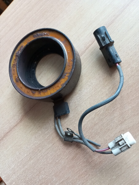 Катушка компрессора кондиционера для авто Mitsubishi Outlander XL 2008 р.  2.4 л бензин