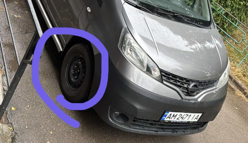 Подкрылок передний правый Nissan NV200  2016 1.5 Дизель Киев