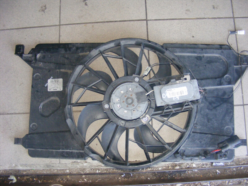 Вентилятор радиатора Mazda 3 BK хэтчбек 2007 г.  1.6 л бензин Мелитополь