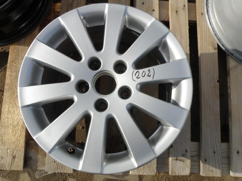 Диски Volkswagen Passat B6 2008 г.  2.0 л бензин Одесса