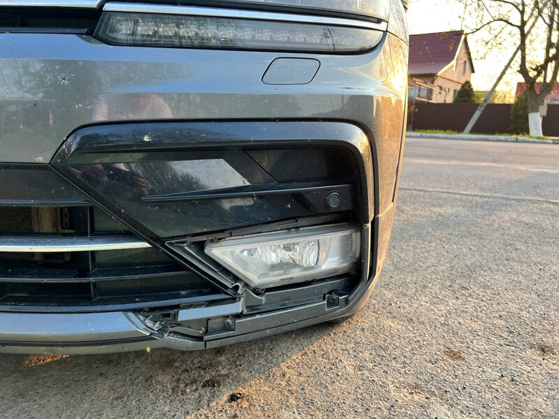 Накладка противотуманной фары левая Volkswagen Tiguan  2018 2.0 Дизель Одесса