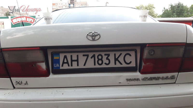 Задние стопы на богажник Toyota Carina E  1995 1.8 Бензин 