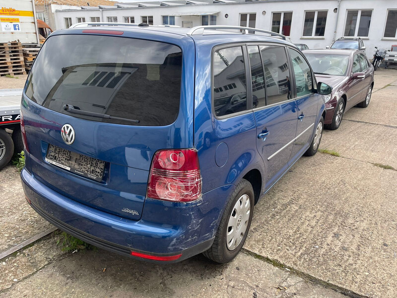 Фонарь задний Volkswagen Touran  2009 универсал 1.4 Бензин Киев