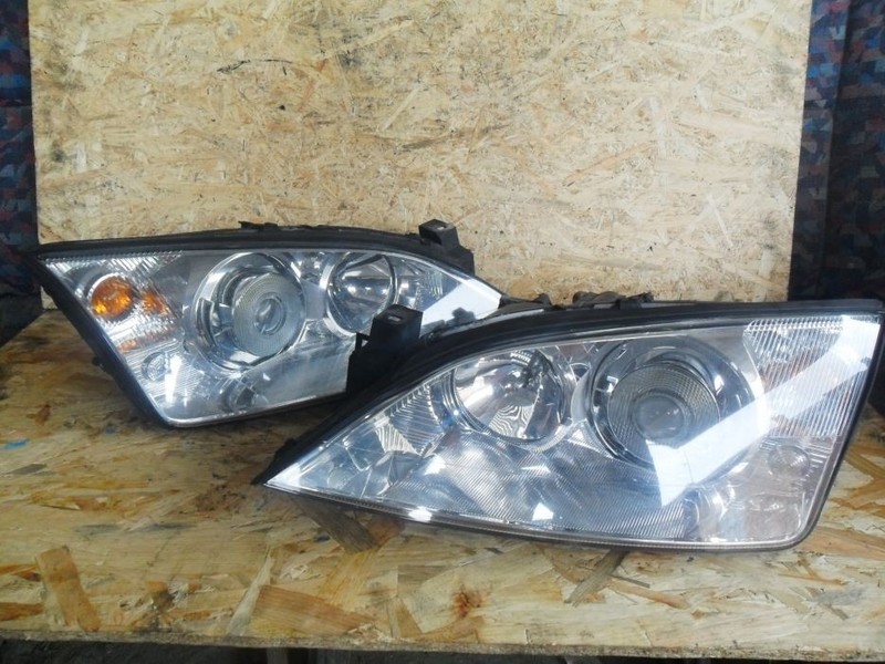 Комплект линзованых фар (2шт.) с блоками розжига Ford Mondeo 3  2002 2.0 Бензин Хмельницкий