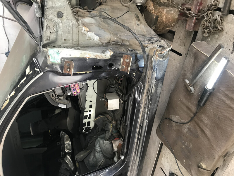 Порог кузова Audi A6 C6 универсал 2007 г.  2.0 л дизель Гнивань