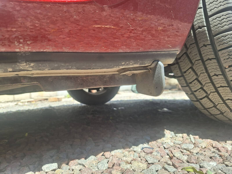 Брызговик порога задний правый Mazda 3 BK  2006 2.0 Бензин 