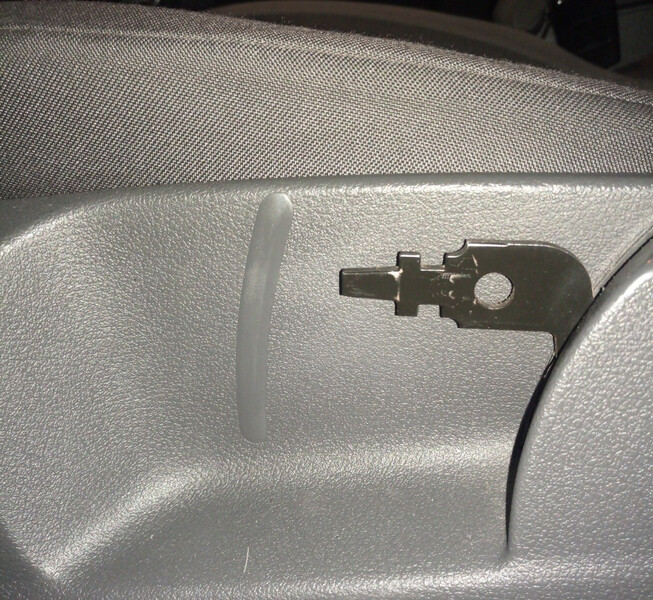 Ручка регулировки водительского сиденья по высоте Volkswagen Touran  2008 универсал 1.9 Дизель Семеновка
