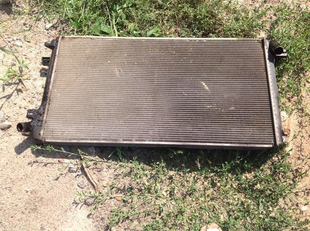 Радиатор 8200406699   Nissan Interstar, Renault Master