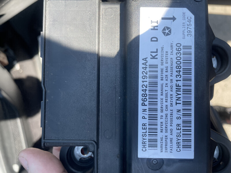 Блок airbag Jeep Cherokee 2019 г.  2.4 л бензин Ровно