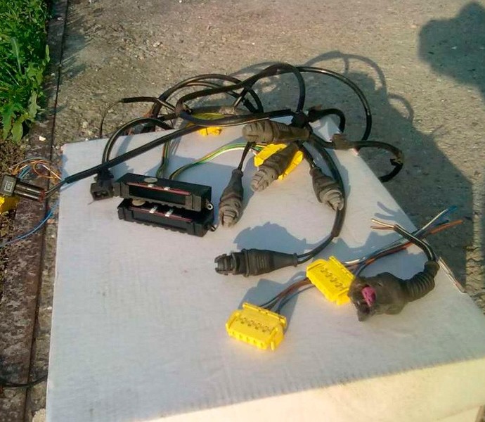 Дисплей наружной температуры и датчик Audi 100 C4 1992 г.  1.8 л бензин Киев