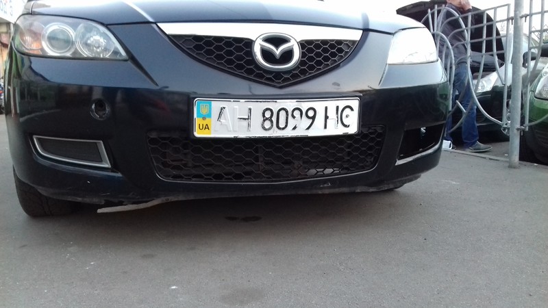 Водительская заглушка противотуманки Mazda 3 BK  2007 1.6 Бензин Киев