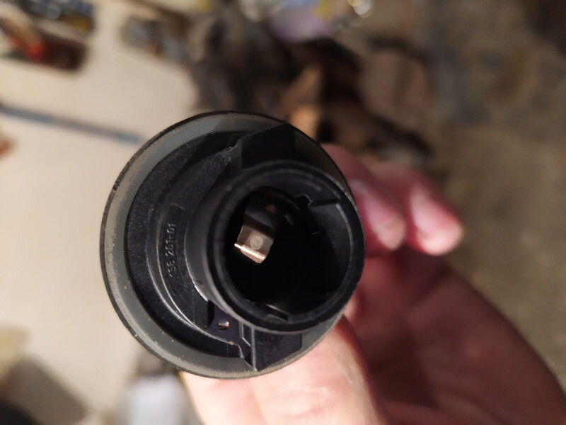 Патрон повторителя передний Renault Grand Scenic 2  2007 універсал 1.6 Бензин 