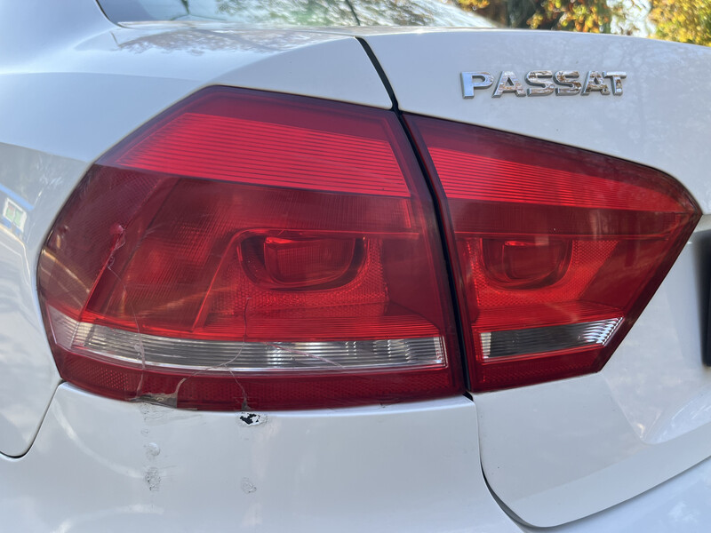 Фонарь задній народний в крило Volkswagen Passat B7  2012 2.5 Бензин Киев