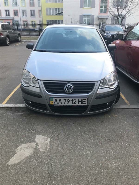 Капот vw polo Volkswagen Polo 4  2007 хэтчбек 1.4 Бензин Чернигов