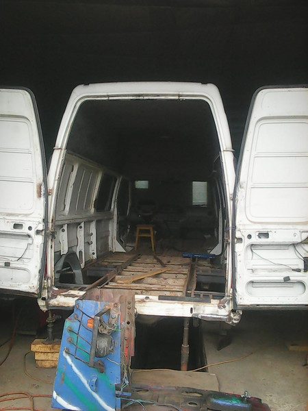 Двері Ford Transit 1999 р.  2.5 л дизель Сокаль