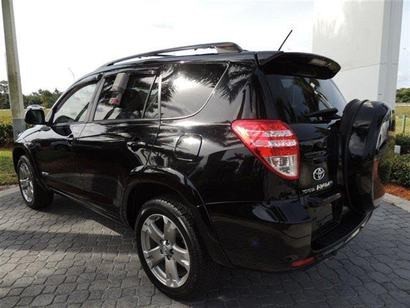 Крыло заднее Toyota Rav 4 2010 г.  2.4 л бензин Луцк