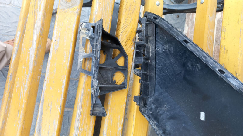 Крепление бампера, крила Peugeot 5008  2011 универсал 1.6 Дизель Ковель