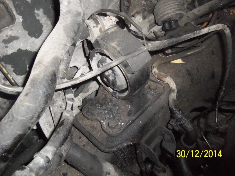 Подушка двигателя Mitsubishi Sigma  1991 3.0 Бензин Тернополь