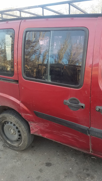 Сдвижная дверь Fiat Doblo  2007 1.4 Бензин Николаев