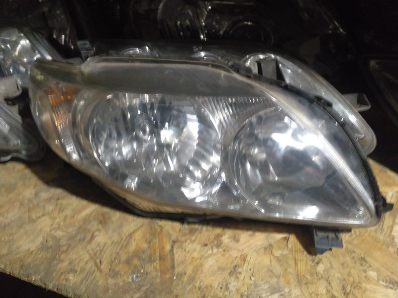 Основная фара - вставка 99226-81017   Mazda CX-3, Toyota Corolla