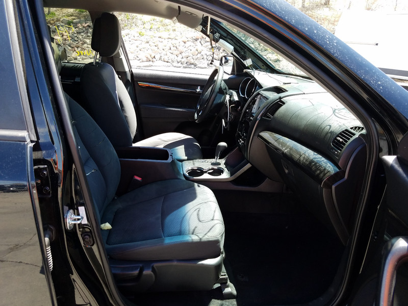 Переднее сиденье Kia Sorento 2012 г.  2.4 л бензин Киев
