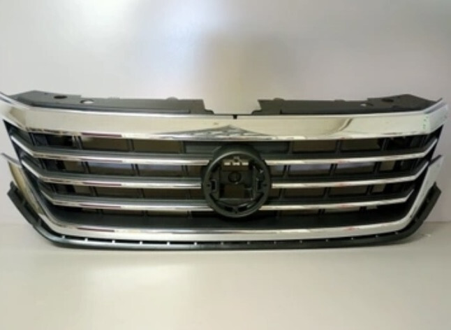 Решетка радиатора Volkswagen Passat B8 2020 г.