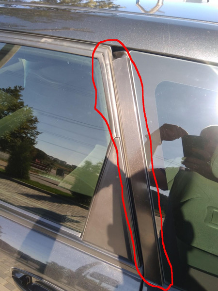 Планка задней левой дверью Chevrolet Lacetti  2008 универсал 1.8 Бензин Кропивницкий