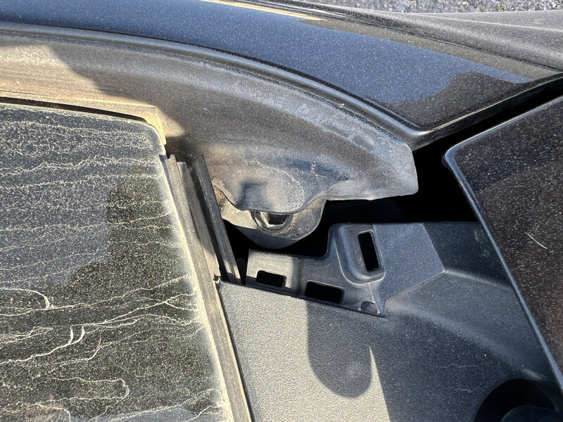 Заглушка жабо Toyota Corolla  2021 1.6 Бензин 