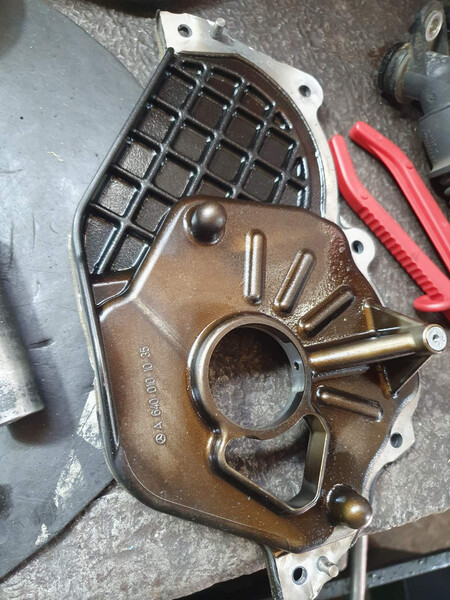 Крышка ГБЦ Mercedes-Benz B-Class  2005 Ковель