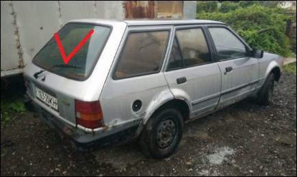 Стекло ляды Ford Escort  1987 универсал 2.0 Бензин Хмельницкий