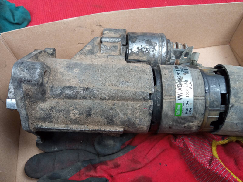 Стартер 068911024L   Volkswagen Passat