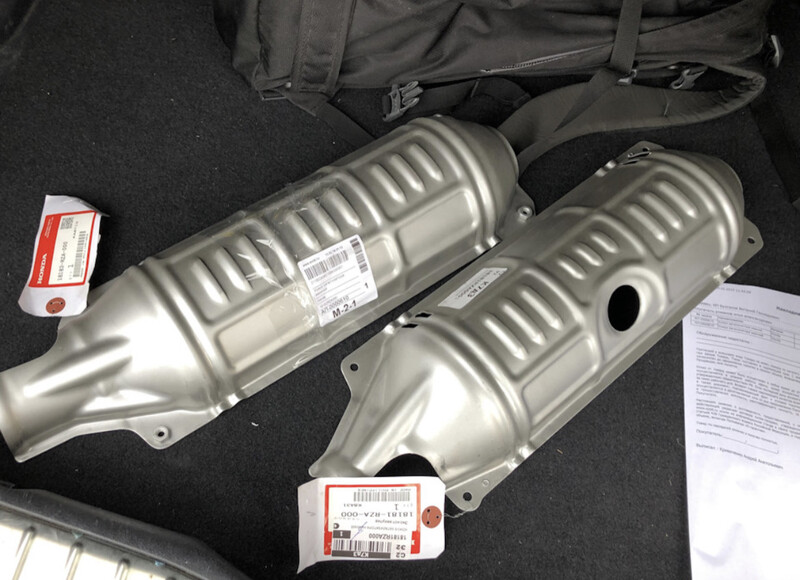 Защита катализатора 2 части Honda CR-V 3  2008 2.4 Бензин Черкассы