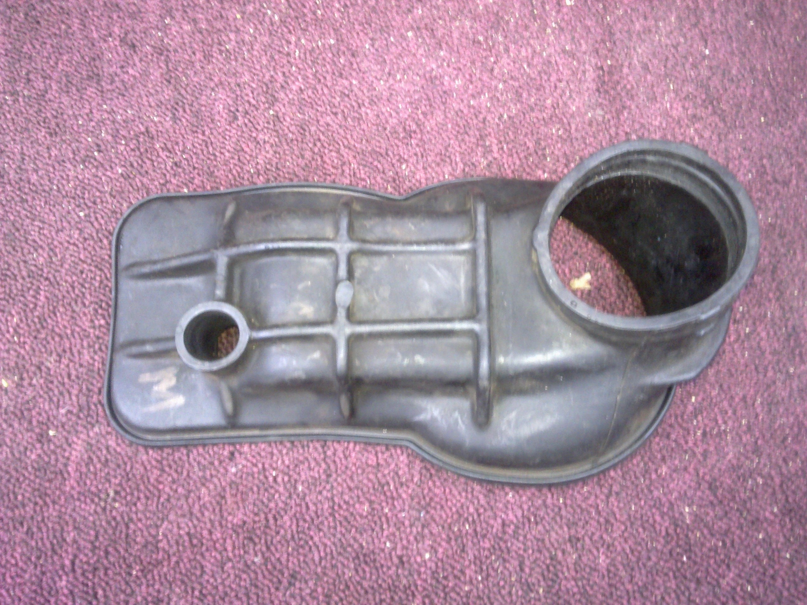 Корпус дросельної заслінки Mercedes-Benz E-Класс 230 1992 2.3 Бензин Київ