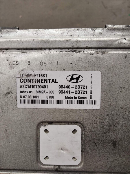 Блок управления АКПП 95440-2D721   Hyundai Tucson